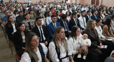 Histórica Colación de la primera promoción de médicos en la Sede San Rafael