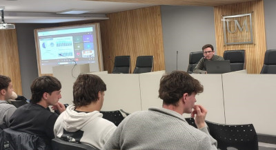 «Tu jubilación no va a existir»: Claves para construir el futuro financiero en una exitosa jornada en la FCE