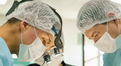 La Universidad de Mendoza y Straumann Group realizan el Curso Internacional de Cirugía Guiada Neodent®